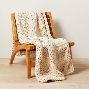 Casaluna Oversized Throw